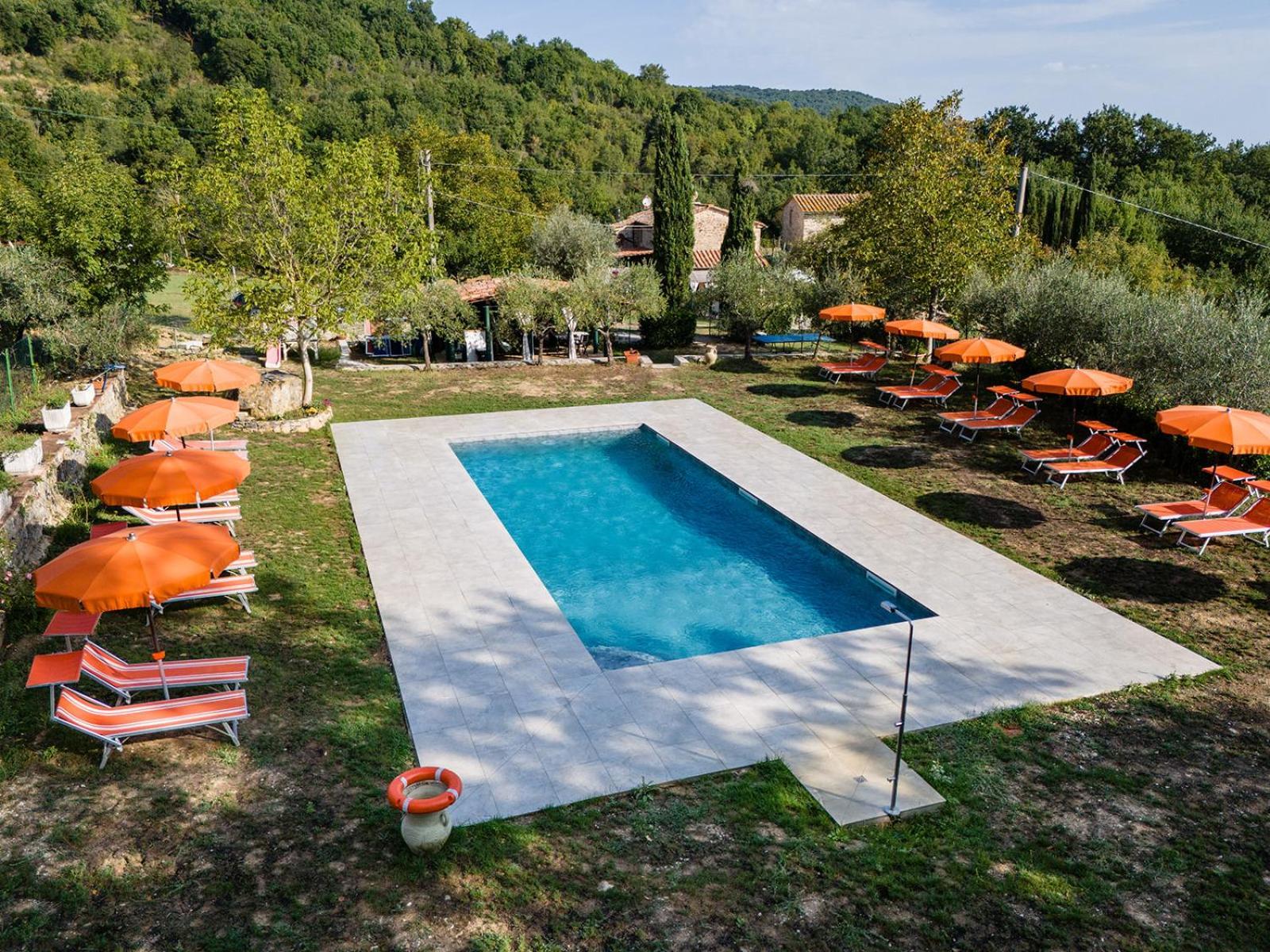 Agriturismo Santa Caterina كاستيلنوفو دي فال دي سيسينا المظهر الخارجي الصورة