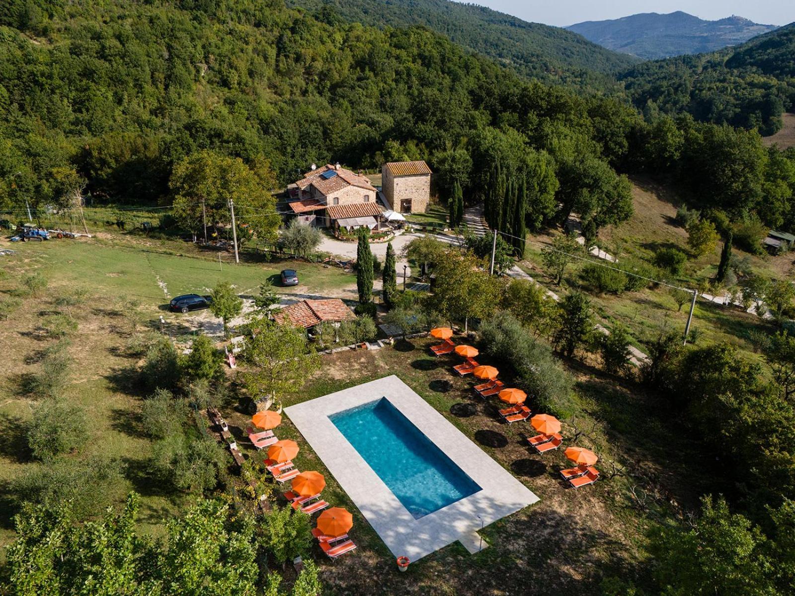 Agriturismo Santa Caterina كاستيلنوفو دي فال دي سيسينا المظهر الخارجي الصورة