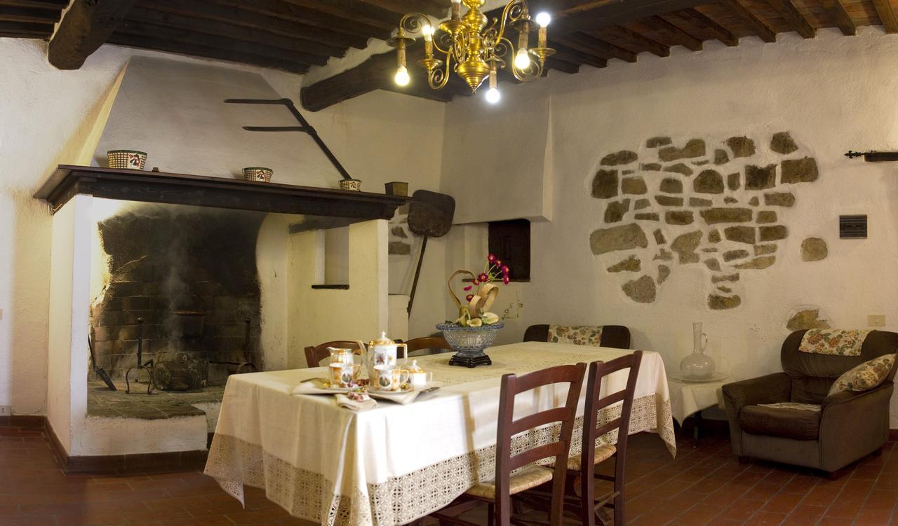 Agriturismo Santa Caterina كاستيلنوفو دي فال دي سيسينا الغرفة الصورة
